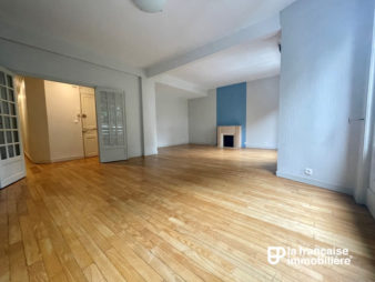 VENDU EN EXCLUSIVITE ! Appartement Rennes Centre-ville – Les Halles – 4 pièces de 94 m²  avec cave. et garage